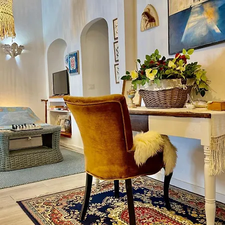 La Cartomante Di Bonaparte * 포르토페라이오